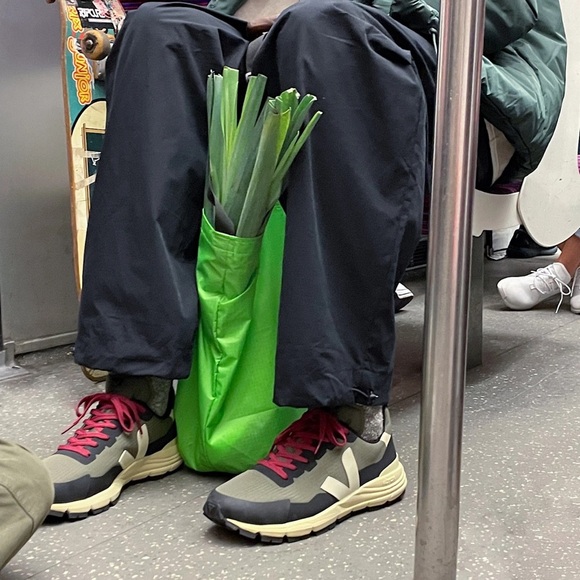 VEJA Dekkan Ripstop Kaki Pierre Unisex Sneakers - Picture 6 of 8